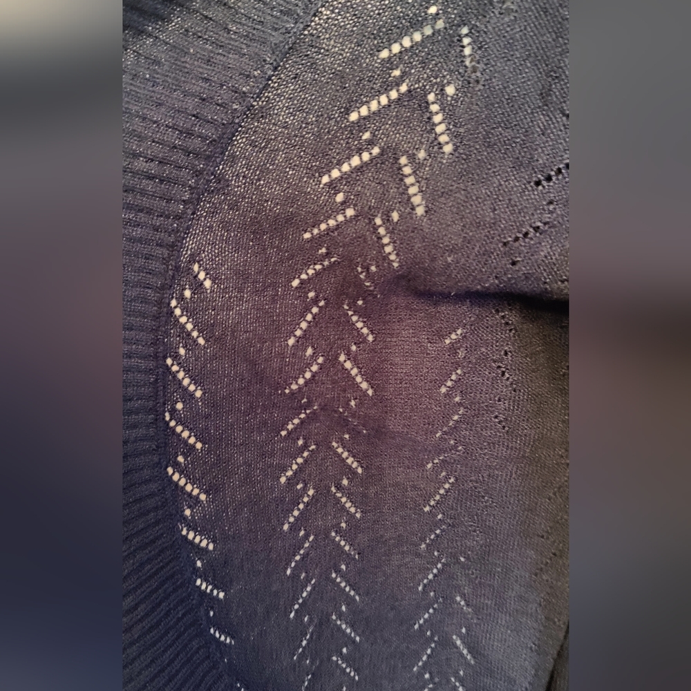 Basic Edition Cardigan - Picture 3 of 3